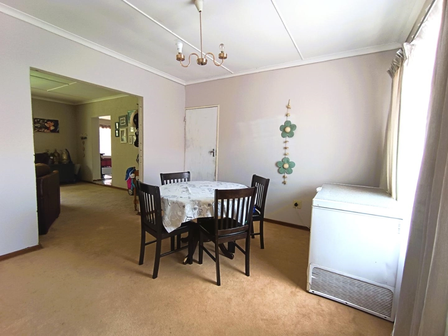 4 Bedroom Property for Sale in Universitas Free State